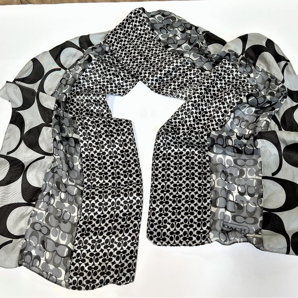 Coach Vintage 100 % Silk Signature Oblong Scarf in Grey/Silver